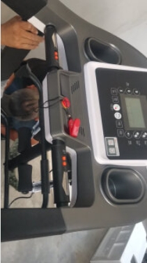 即将搬家忍痛出售自用跑步机,绝对物超所值 即将搬家忍痛出售自用跑步机,绝对物超所值