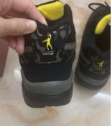 男加毛厚运动鞋，42码！全新！60转。